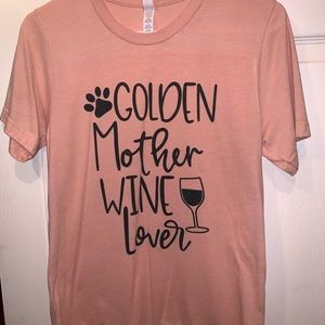 “Golden Mother, Wine Lover” 🐕 🍷